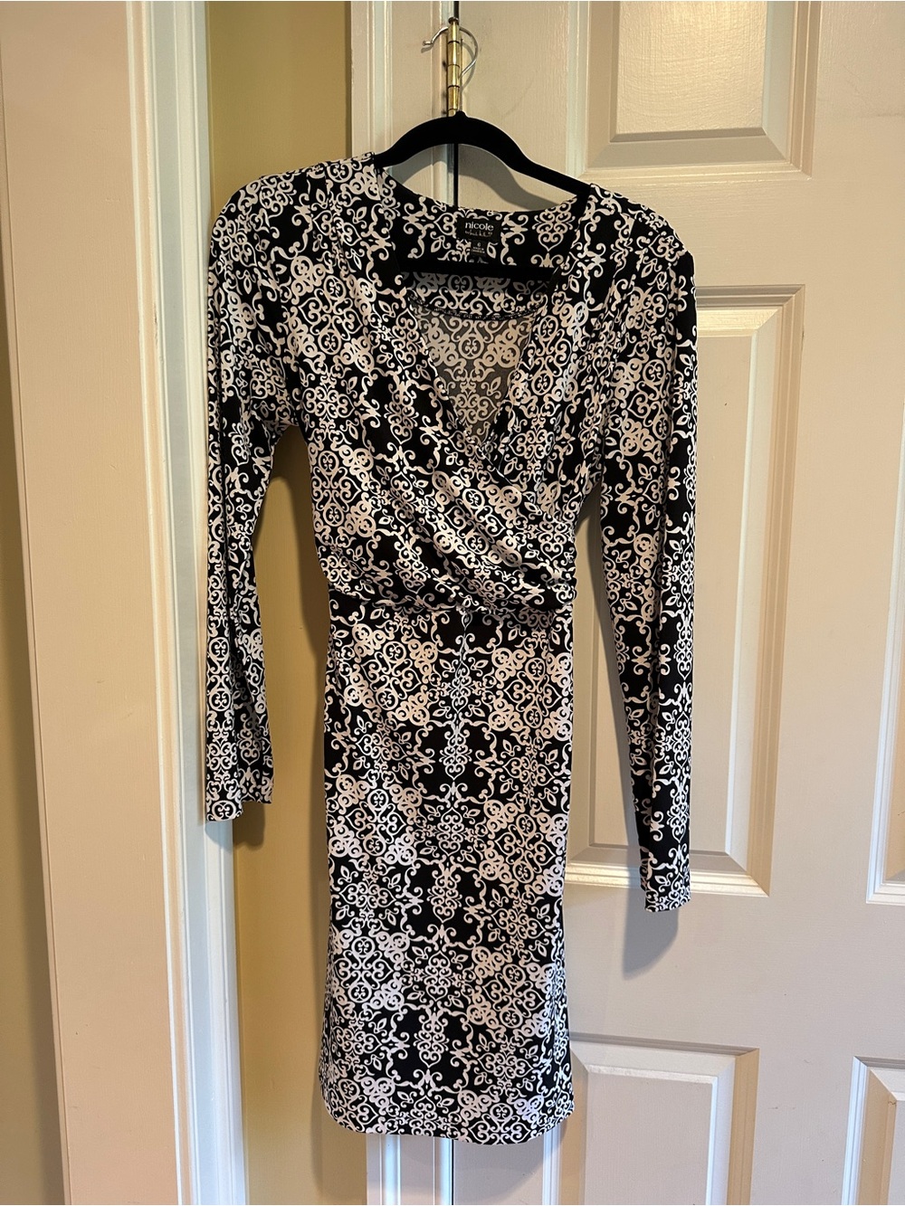 Nicole by Nicole Miller Black Ivory Wrap Dress Size 6